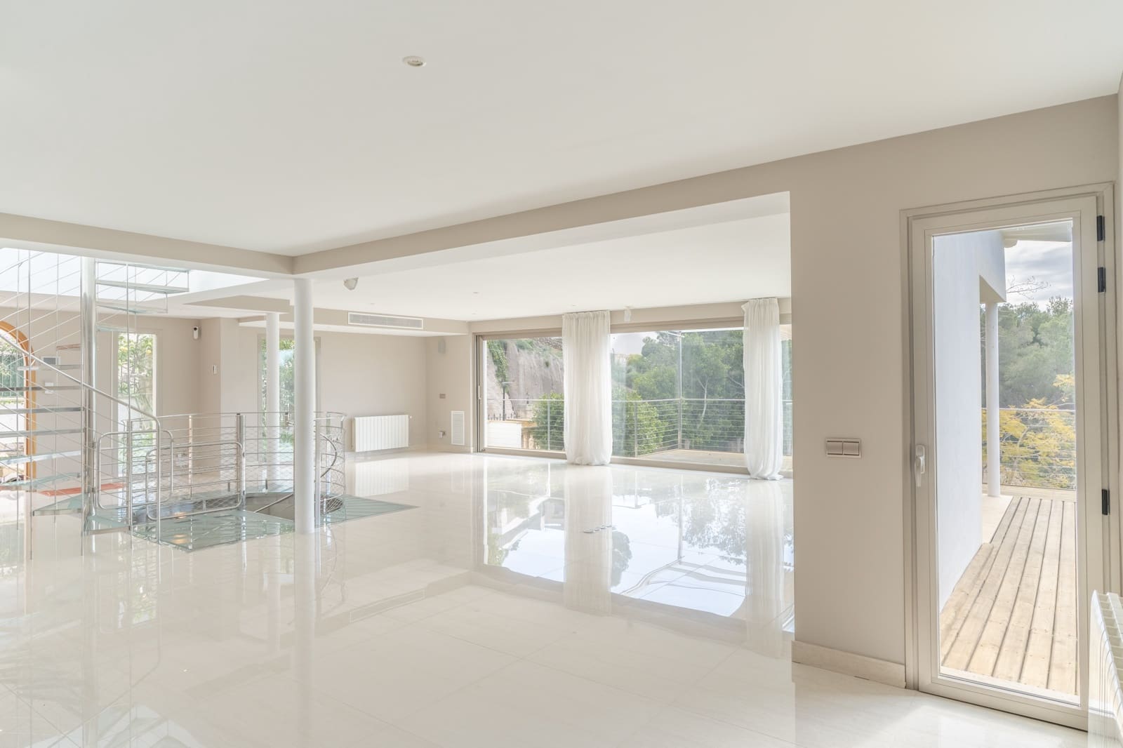 4 bedroom Villa for rent in Costa d'en Blanes with pool garage - € 6,500 (Ref: 9720562)