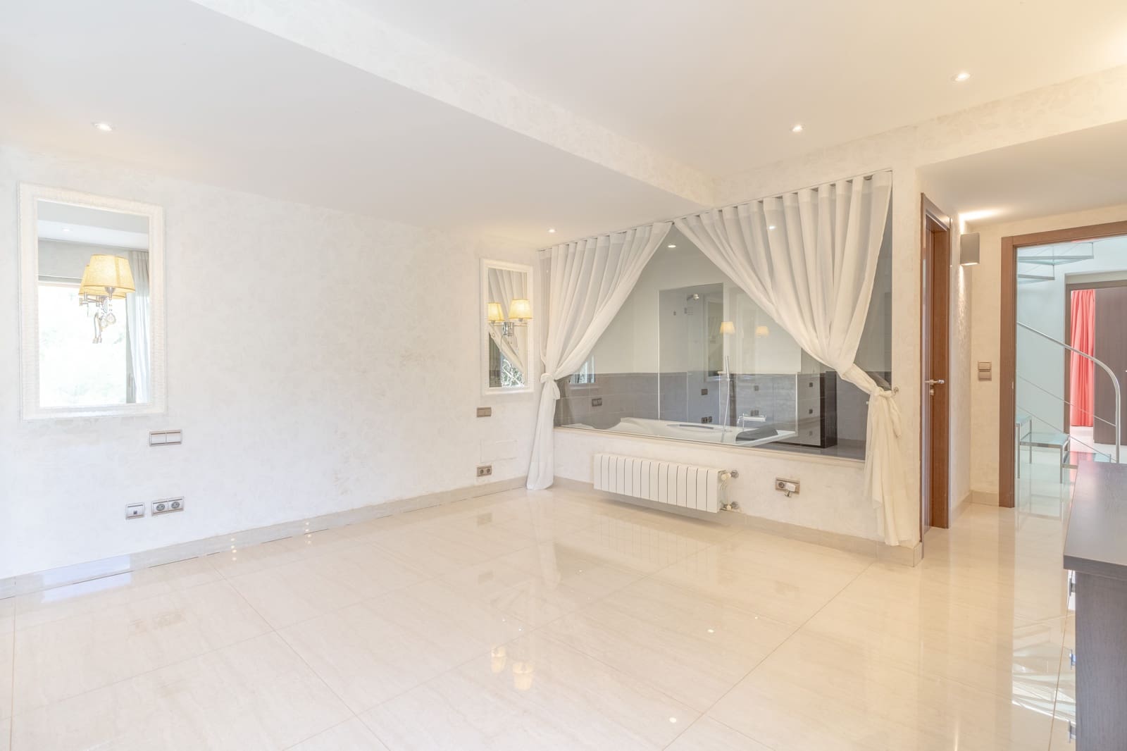 4 bedroom Villa for rent in Costa d'en Blanes with pool garage - € 6,500 (Ref: 9720562)