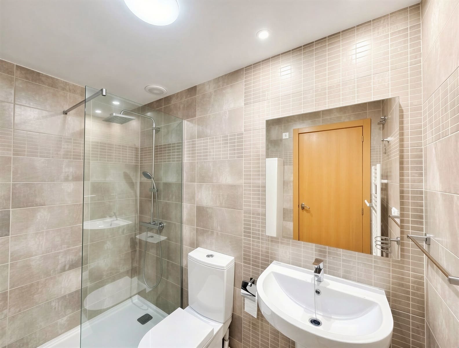 2 bedroom Apartment for sale in Calas de Mallorca with pool garage - € 359,000 (Ref: 9720705)