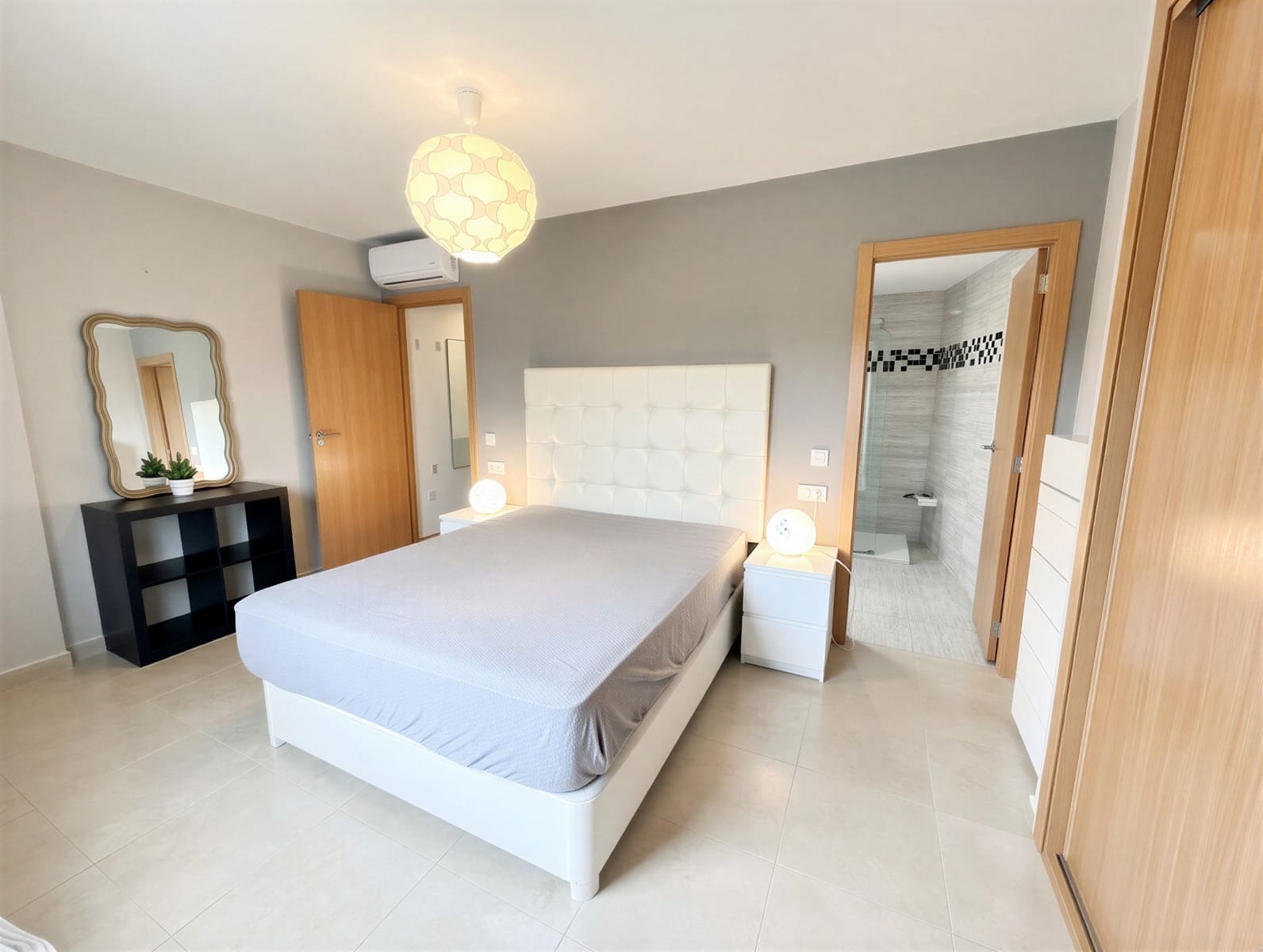 2 bedroom Apartment for sale in Calas de Mallorca with pool garage - € 309,000 (Ref: 9720952)