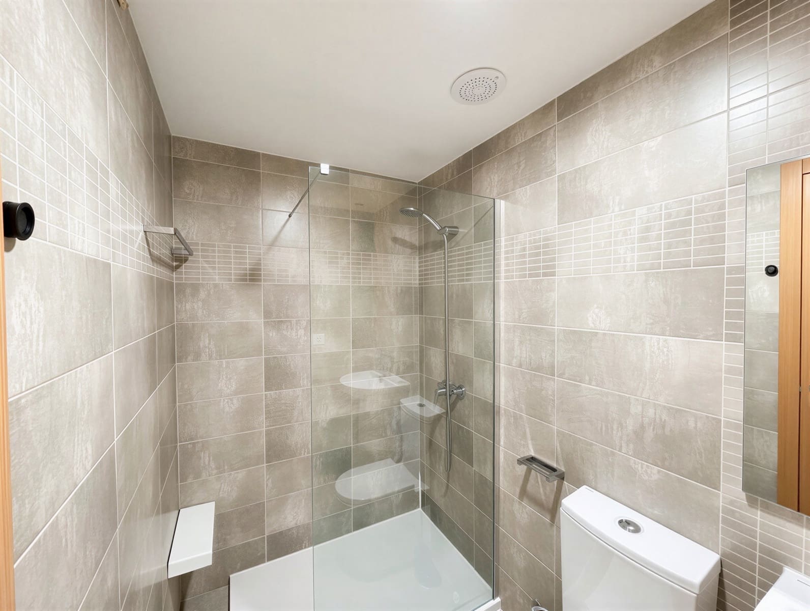 2 bedroom Apartment for sale in Calas de Mallorca with pool garage - € 309,000 (Ref: 9720952)