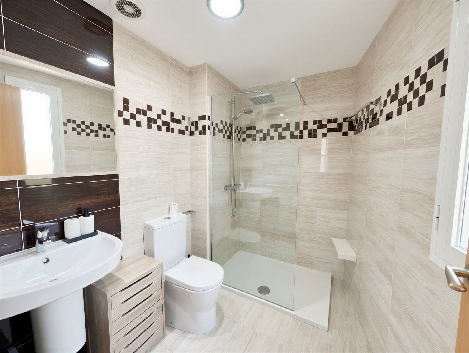 2 bedroom Apartment for sale in Calas de Mallorca with pool garage - € 309,000 (Ref: 9720952)