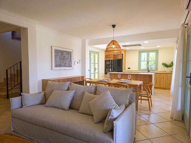 Casa de 3 habitaciones en Sineu en venta con piscina garaje - 1.400.000 € (Ref: 9721658)