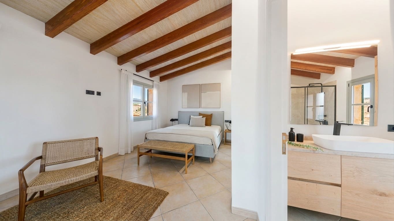 Casa de 3 habitaciones en Sineu en venta con piscina garaje - 1.400.000 € (Ref: 9721658)