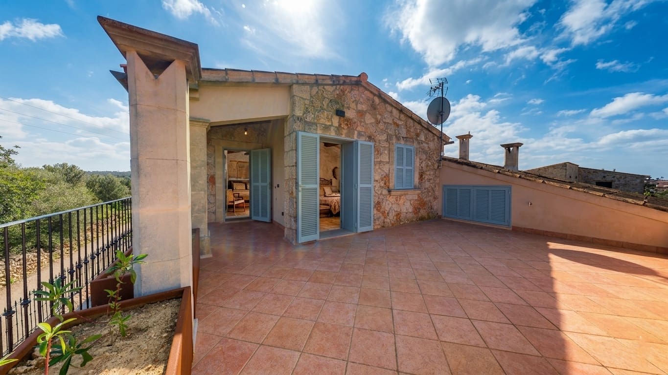 Casa de 3 habitaciones en Sineu en venta con piscina garaje - 1.400.000 € (Ref: 9721658)