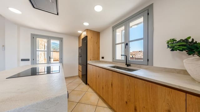 Casa de 3 habitaciones en Sineu en venta con piscina garaje - 1.400.000 € (Ref: 9721658)