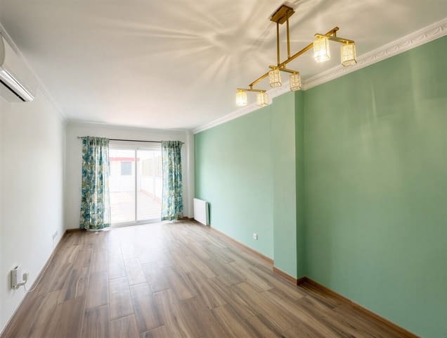 4 bedroom Apartment for rent in Es Molinar / El Molinar, Palma de Mallorca - € 2,400 (Ref: 9729437)