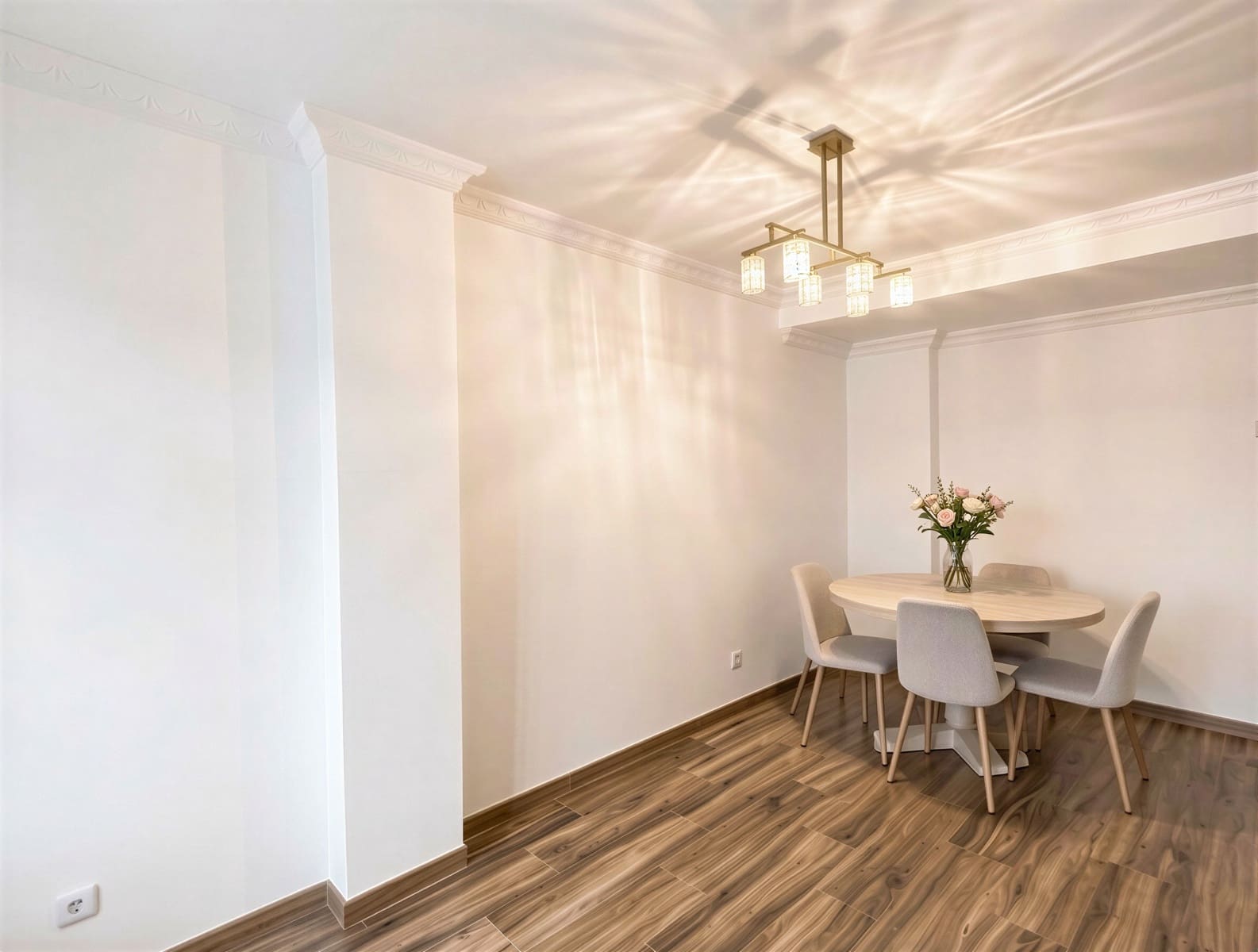 4 bedroom Apartment for rent in Palma de Mallorca - € 2,400 (Ref: 9729437)