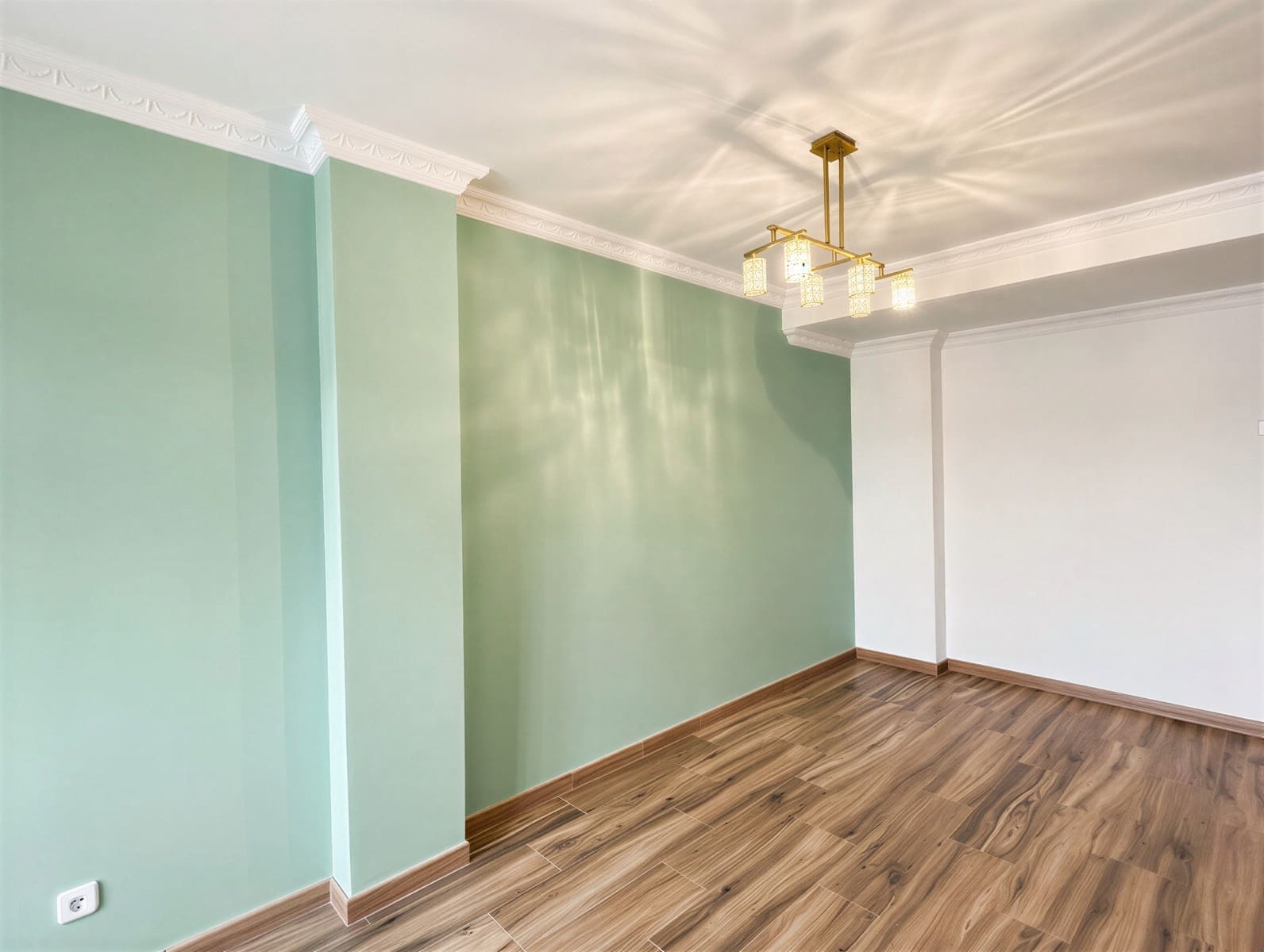 4 bedroom Apartment for rent in Palma de Mallorca - € 2,400 (Ref: 9729437)