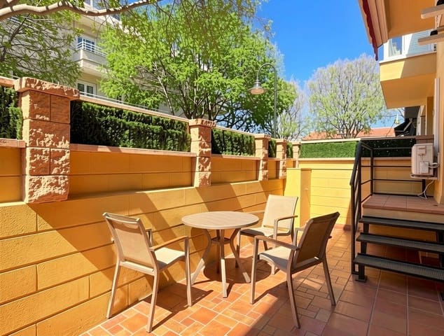 4 bedroom Apartment for rent in Es Molinar / El Molinar, Palma de Mallorca - € 2,400 (Ref: 9729437)