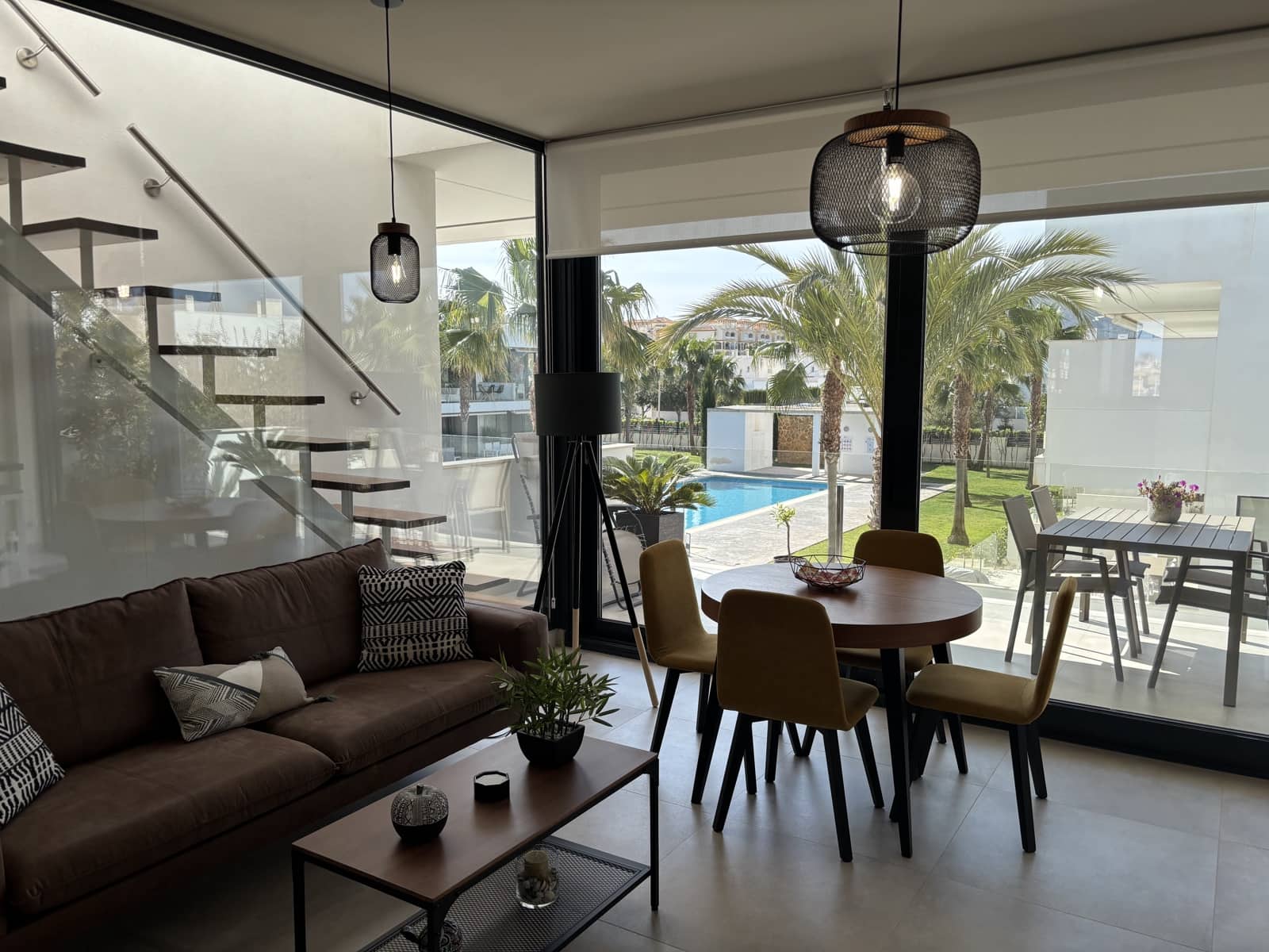 Apartamento de 2 habitaciones en Mar de Cristal en venta con piscina garaje - 289.000 € (Ref: 9730453)