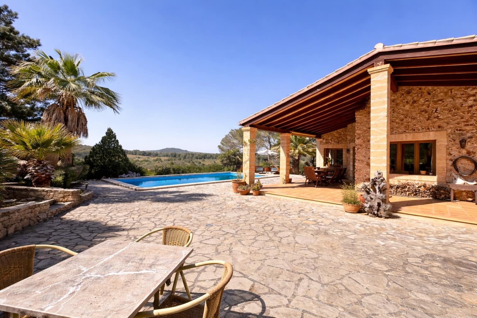 4 bedroom Finca/Country House for sale in Portocristo / Port de Manacor with pool garage - € 1,690,000 (Ref: 9730903)