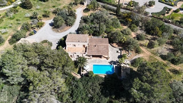 4 soveværelse Finca/Landehus til salg i Portocristo / Port de Manacor, Manacor med swimmingpool garage - € 1.690.000 (Ref: 9730903)