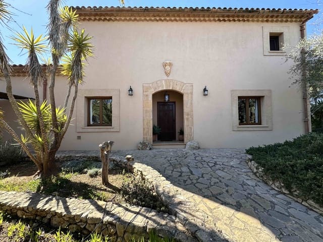 4 soveværelse Finca/Landehus til salg i Portocristo / Port de Manacor, Manacor med swimmingpool garage - € 1.690.000 (Ref: 9730903)