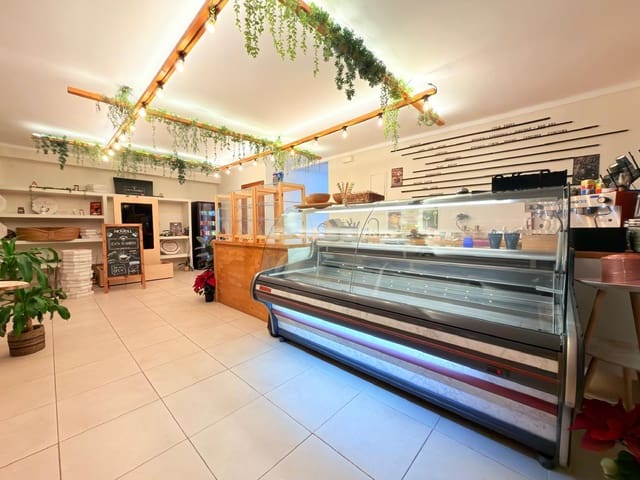 Komercyjne na sprzedaż w Cala Millor, Son Servera - 205 000 € (Ref: 9735954)