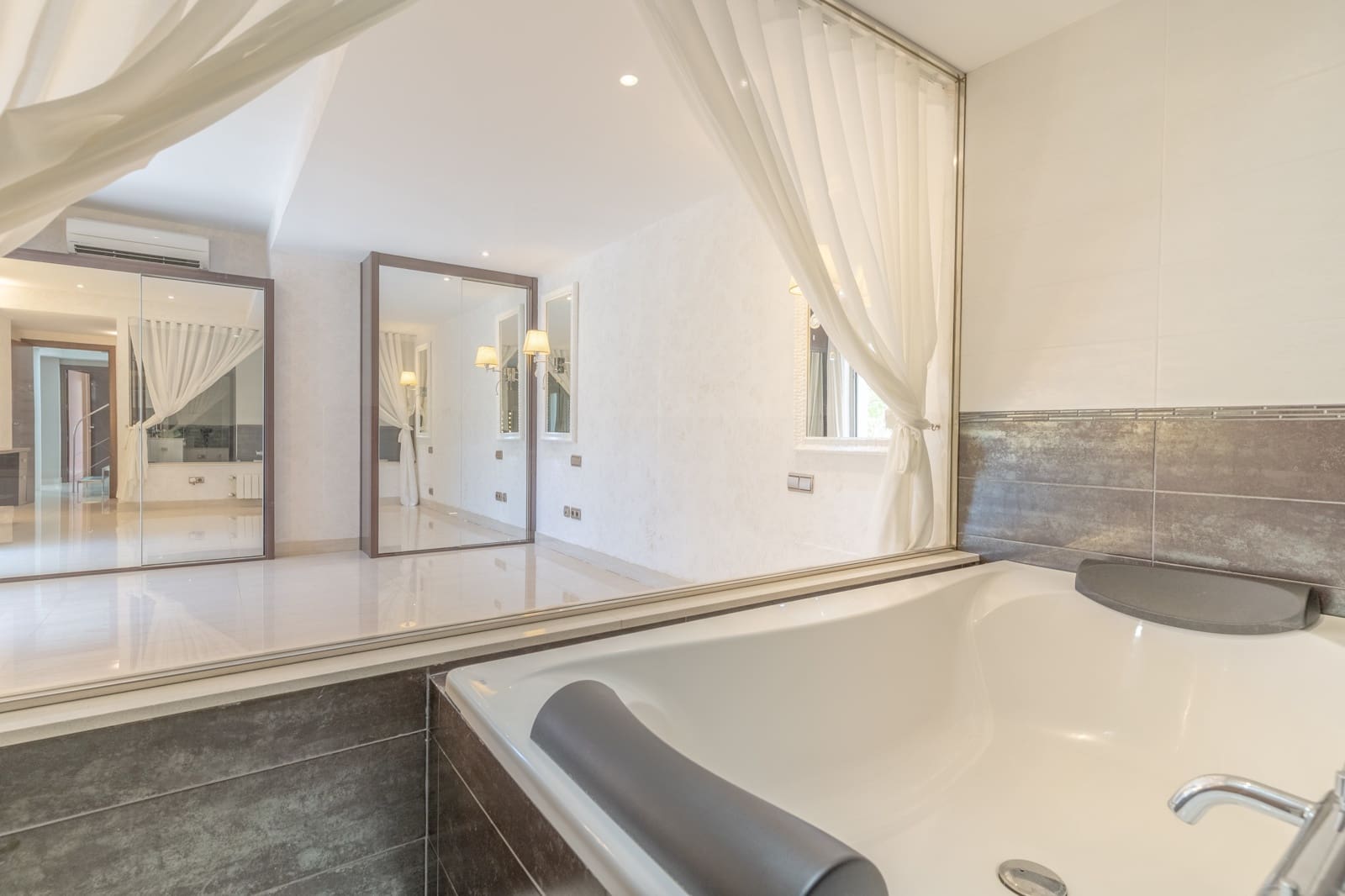 4 Zimmer Villa zu verkaufen in Costa d'en Blanes mit Pool Garage - 3.000.000 € (Ref: 9742159)