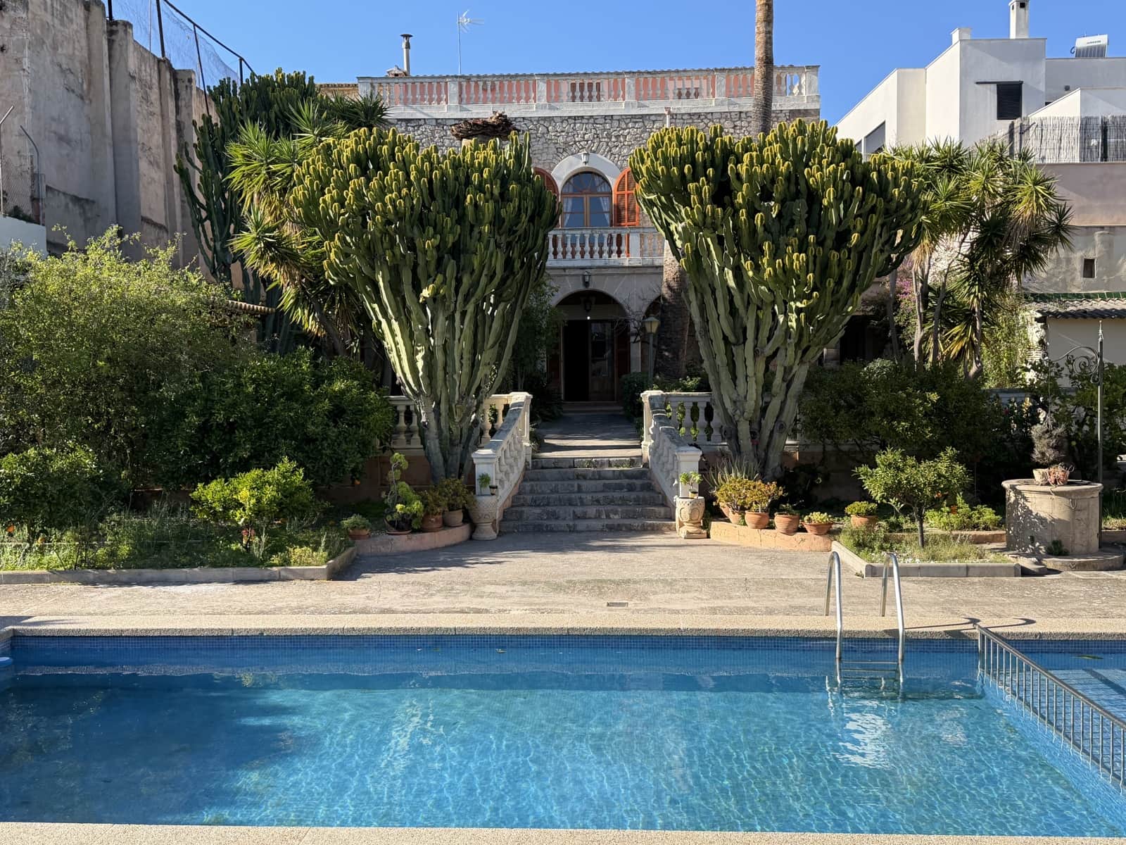 Chalet de 6 habitaciones en Palma de Mallorca en venta con piscina garaje - 2.650.000 € (Ref: 9743034)