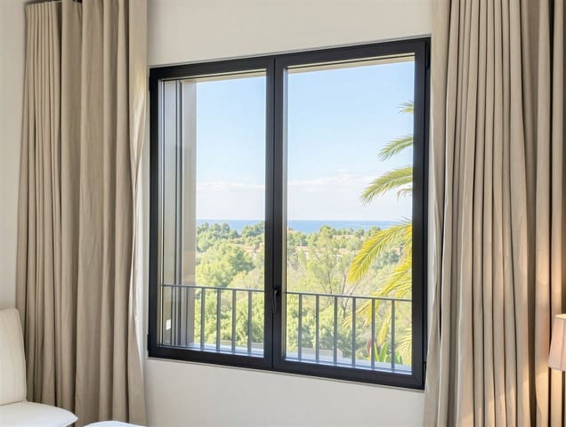 Apartamento de 3 habitaciones en La Bonanova, Palma de Mallorca en venta con piscina garaje - 1.650.000 € (Ref: 9746811)