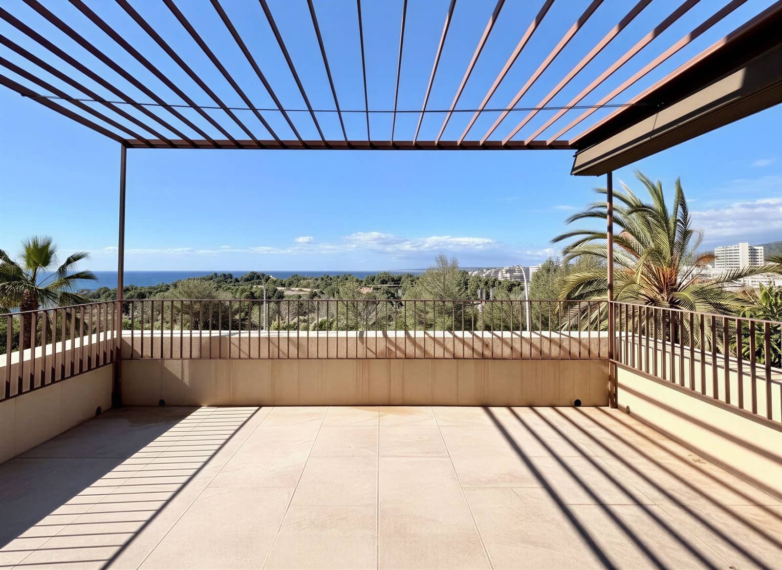 Apartamento de 3 habitaciones en Palma de Mallorca en venta con piscina garaje - 1.650.000 € (Ref: 9746811)