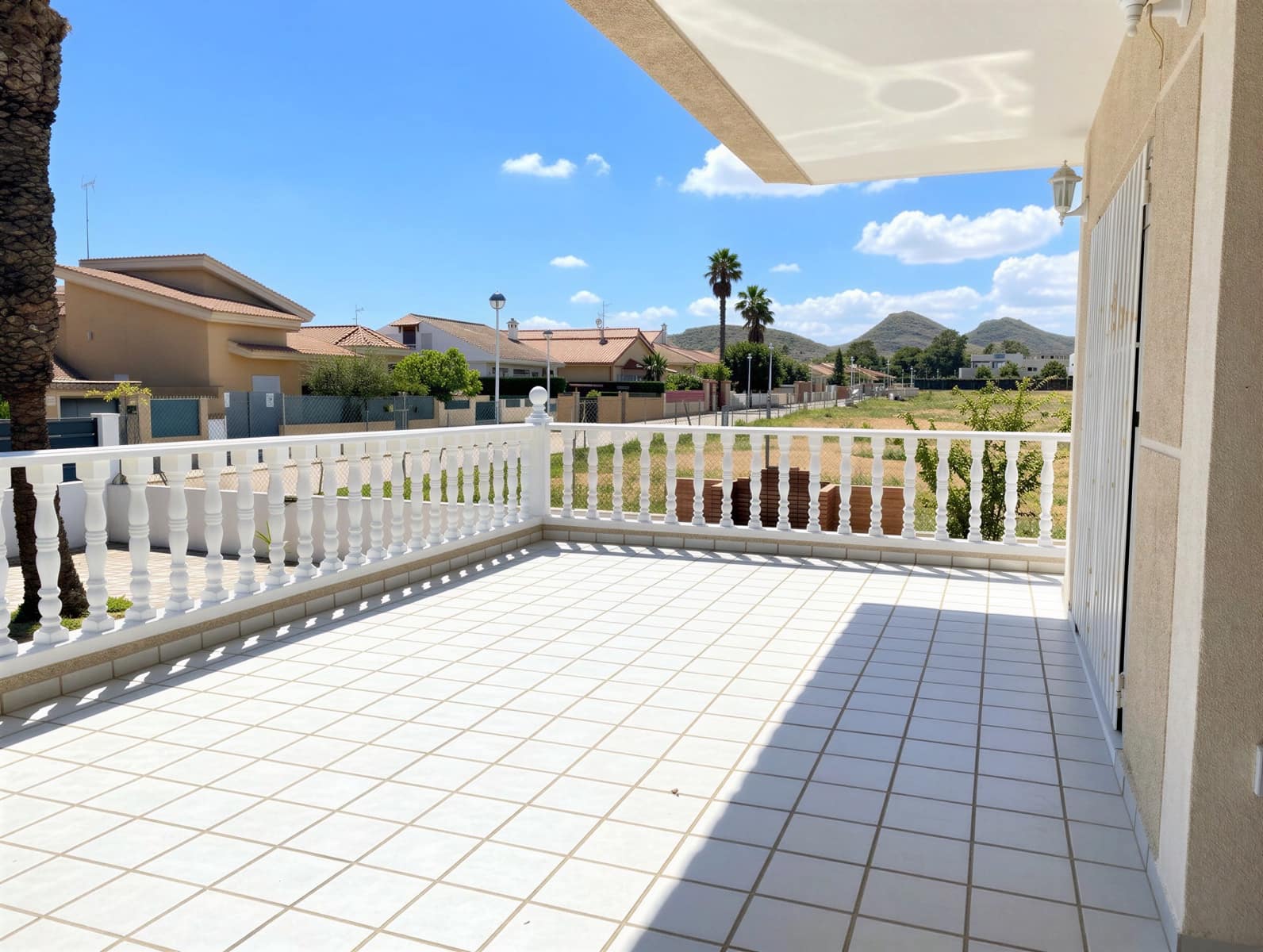 4 Zimmer Villa zu verkaufen in Playa Honda mit Pool Garage - 675.000 € (Ref: 9753573)