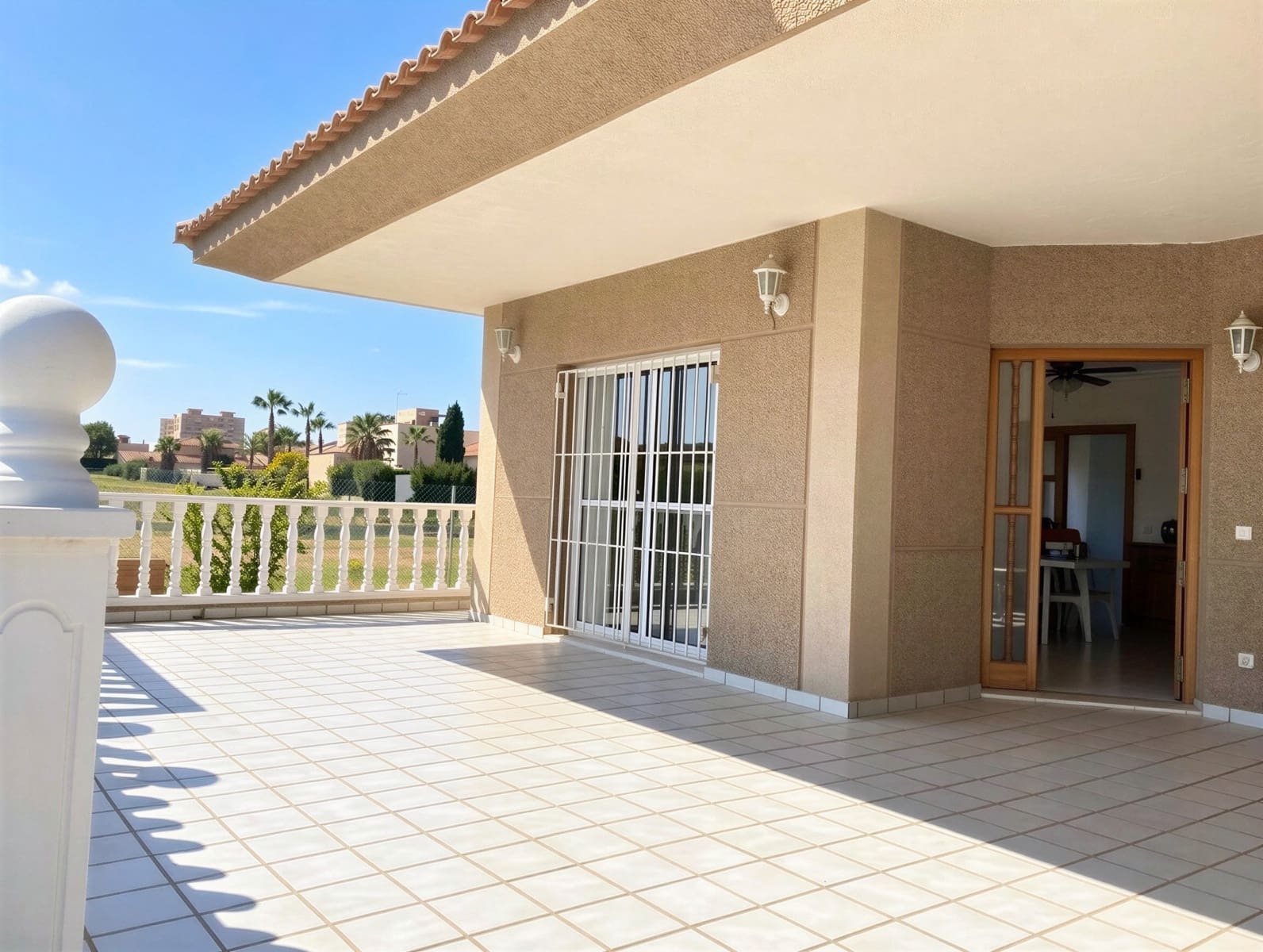 4 Zimmer Villa zu verkaufen in Playa Honda mit Pool Garage - 675.000 € (Ref: 9753573)