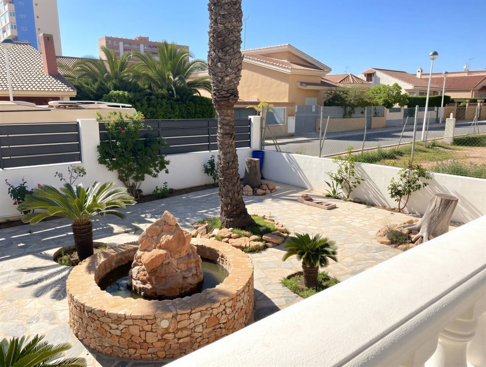 4 Zimmer Villa zu verkaufen in Playa Honda mit Pool Garage - 675.000 € (Ref: 9753573)