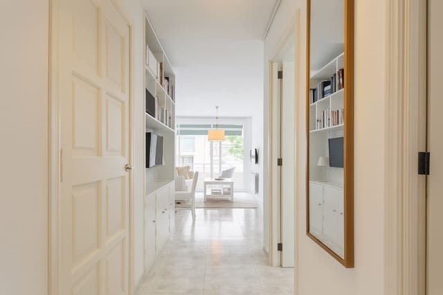 2 chambre Appartement à vendre à Cala Millor, Son Servera avec garage - 289 000 € (Ref: 9763895)