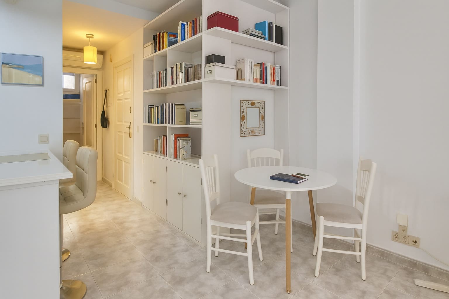 2 bedroom Apartment for sale in Cala Millor with garage - € 289,000 (Ref: 9763895)