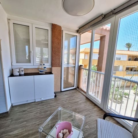 2 soveværelse Lejlighed til salg i La Manga del Mar Menor - € 160.000 (Ref: 9772502)