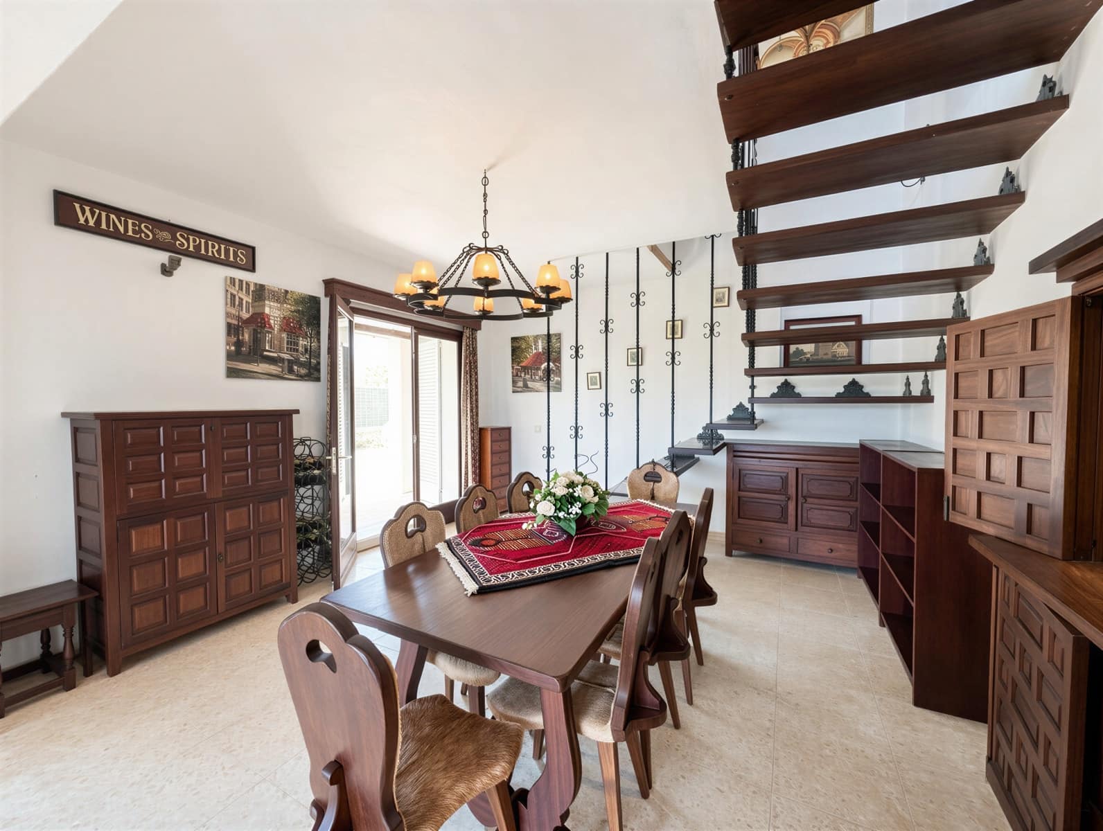 6 soverom Villa til salgs i Cala Serena med svømmebasseng garasje - € 1 665 000 (Ref: 9775886)