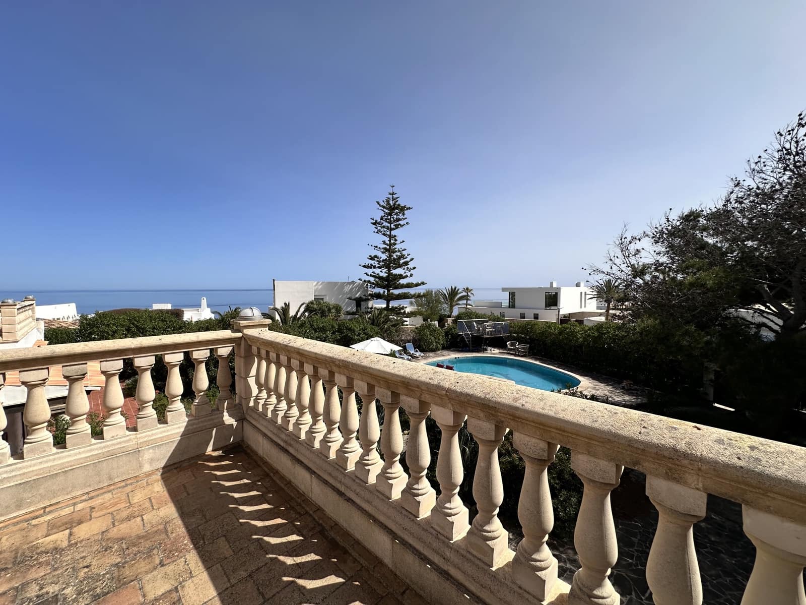 6 soverom Villa til salgs i Cala Serena med svømmebasseng garasje - € 1 665 000 (Ref: 9775886)