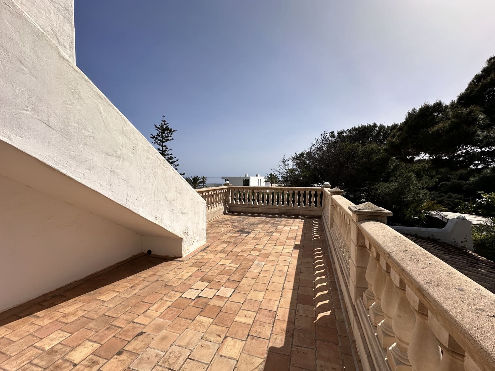 6 soverom Villa til salgs i Cala Serena med svømmebasseng garasje - € 1 665 000 (Ref: 9775886)