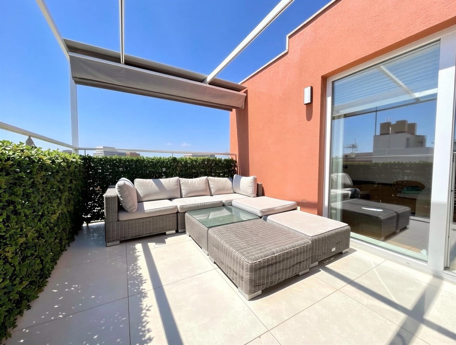 1 quarto Penthouse para arrendar em L'Arenal / S'Arenal com garagem - 1 950 € (Ref: 9793310)