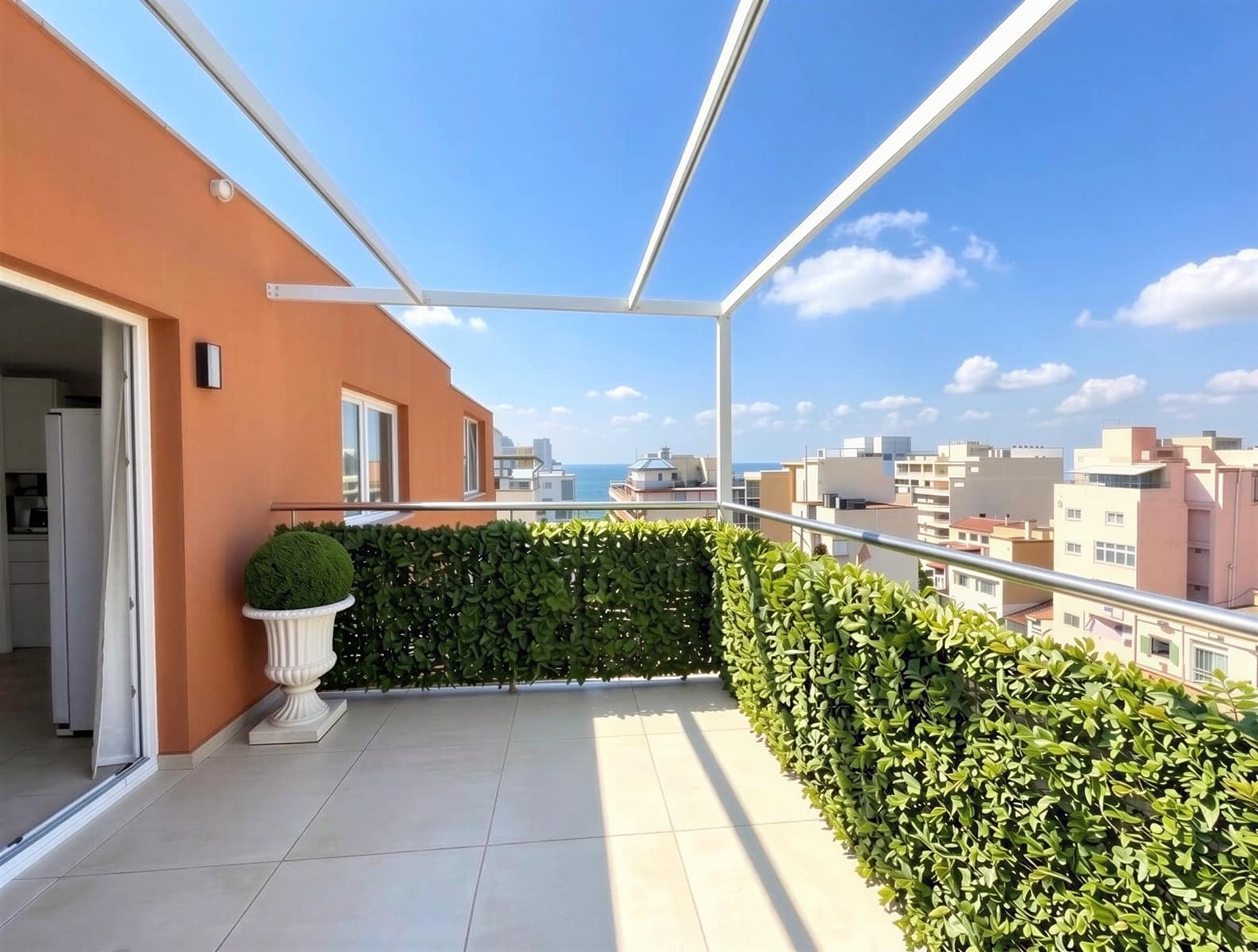 1 quarto Penthouse para arrendar em L'Arenal / S'Arenal com garagem - 1 950 € (Ref: 9793310)