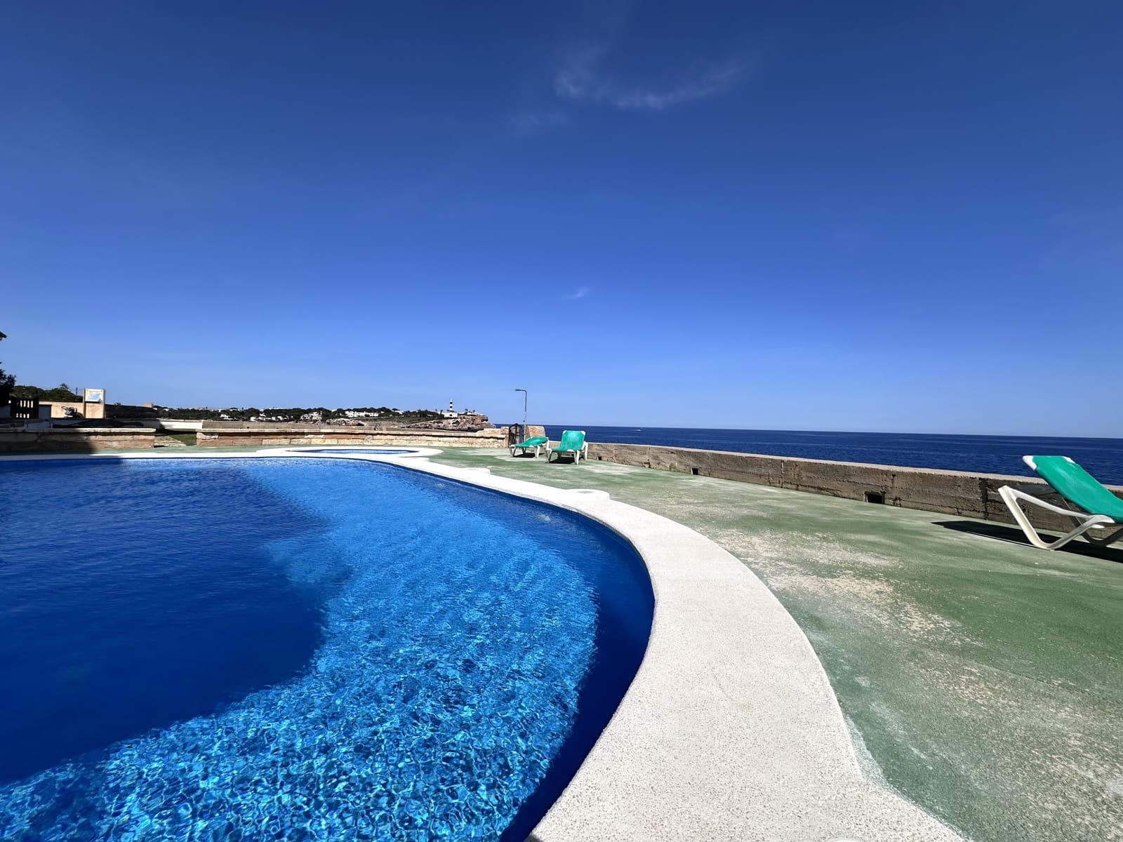 3 makuuhuone Huoneisto myytävänä paikassa Portocolom mukana uima-altaan 
autotalli - 560 000 € (Ref: 9798264)