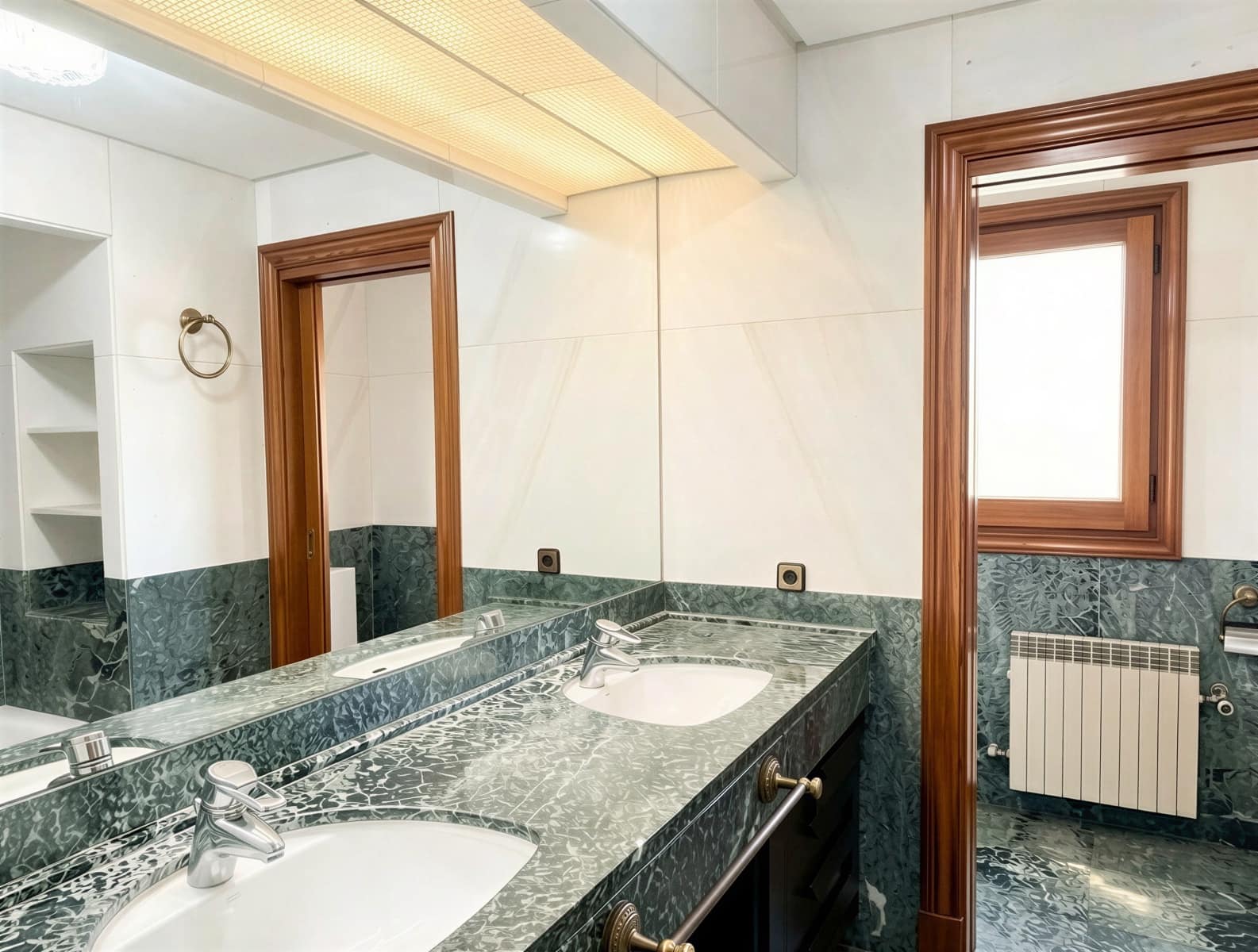 8 makuuhuone Huvila myytävänä paikassa Palma de Mallorca mukana uima-altaan 
autotalli - 2 420 000 € (Ref: 9802610)