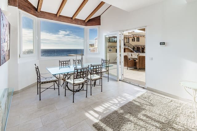 3 bedroom Apartment for sale in Santa Ponsa, Calvià with pool garage - € 1,475,000 (Ref: 9806959)