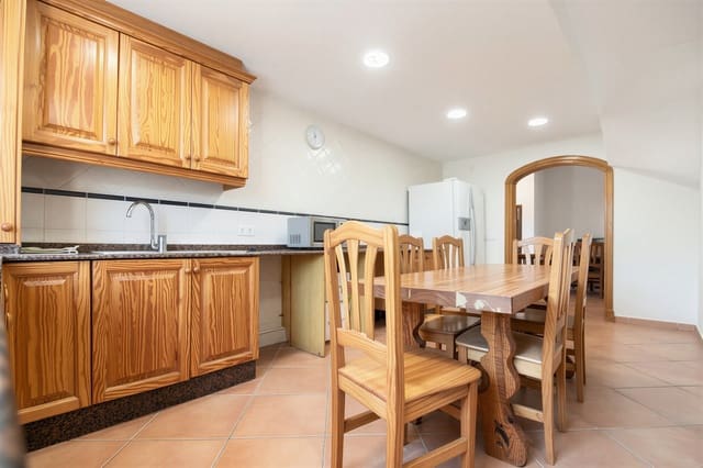 4 sovrum Finca/Hus på landet till salu i Campos med pool garage - 829 000 € (Ref: 9812575)