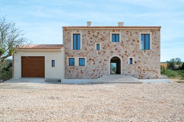 4 quarto Quinta/Casa Rural para venda em Ses Salines com piscina garagem - 1 990 000 € (Ref: 9815103)