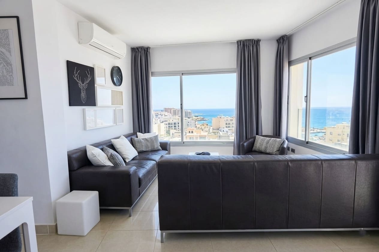 3 bedroom Apartment for sale in L'Arenal / S'Arenal with pool - € 490,000 (Ref: 9815197)