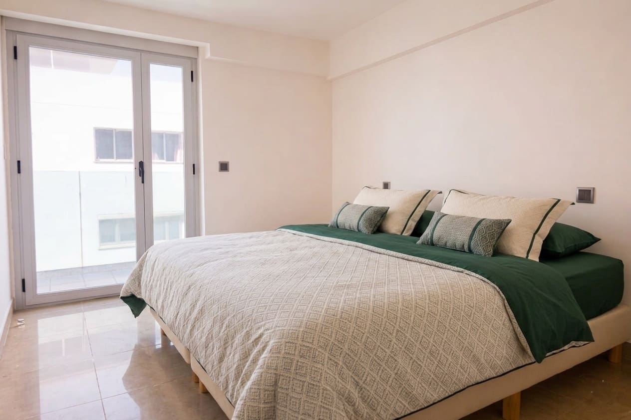 3 bedroom Apartment for sale in L'Arenal / S'Arenal with pool - € 490,000 (Ref: 9815197)