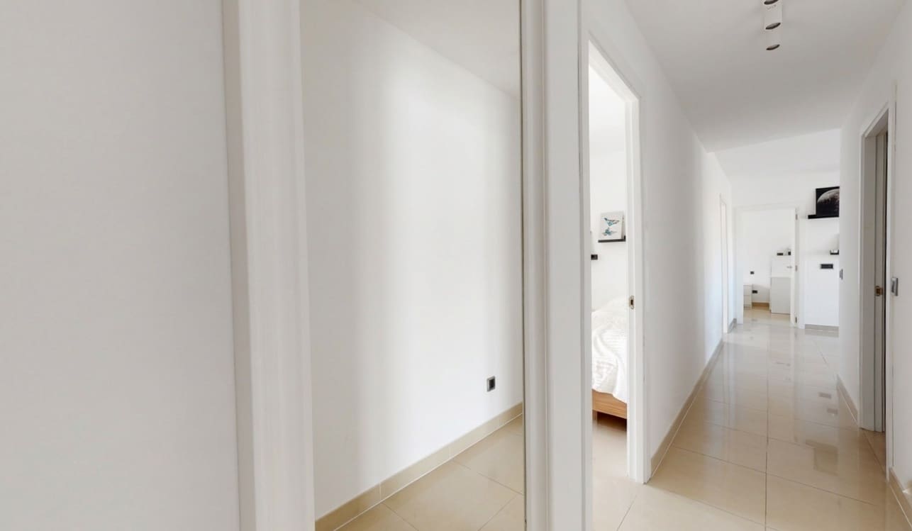 3 bedroom Apartment for sale in L'Arenal / S'Arenal with pool - € 490,000 (Ref: 9815197)