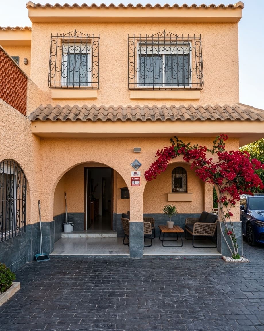3 soverom Villa til salgs i Playa Honda med garasje - € 350 000 (Ref: 9821666)