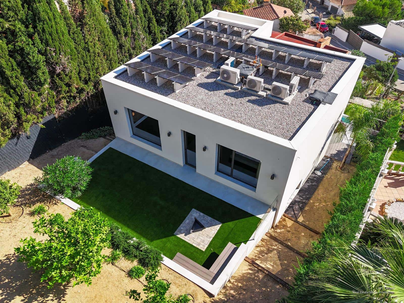4 soveværelse Villa til salg i Lloret de Mar med swimmingpool garage - € 1.350.000 (Ref: 9824268)