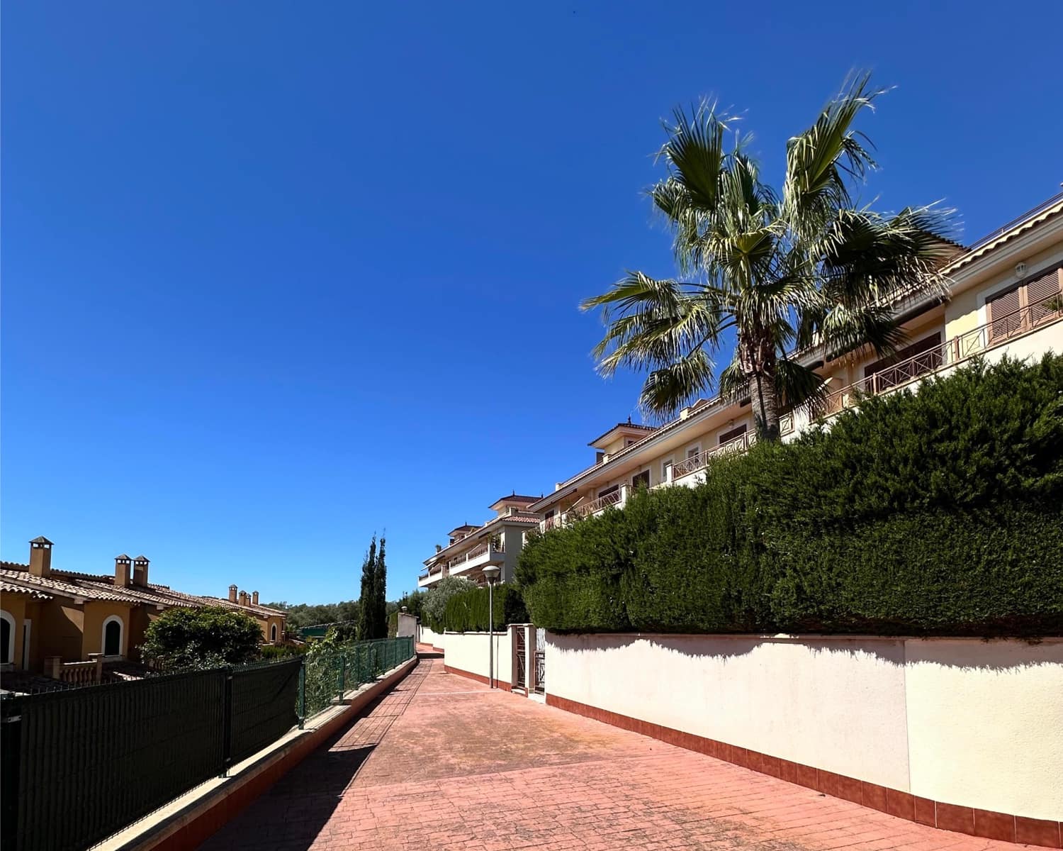 2 soverom Penthouse til salgs i Calas de Mallorca med svømmebasseng - € 379 000 (Ref: 9833075)