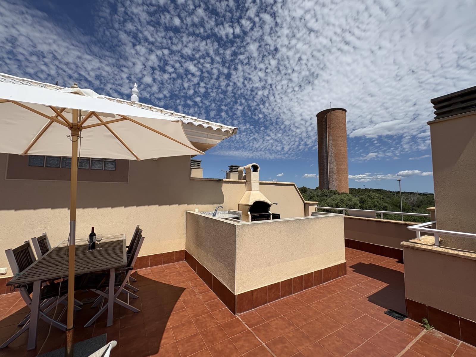 2 soverom Penthouse til salgs i Calas de Mallorca med svømmebasseng - € 379 000 (Ref: 9833075)