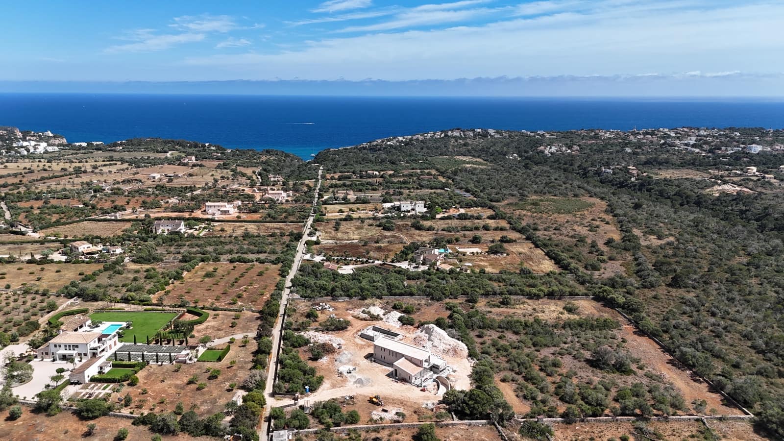 Undeveloped Land for sale in Cala Llombards - € 850,000 (Ref: 9833150)