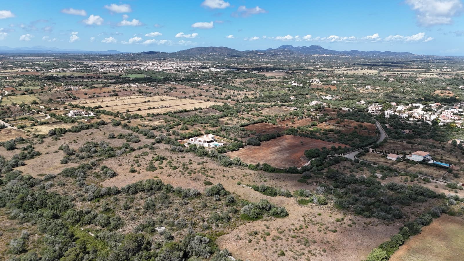Undeveloped Land for sale in Cala Llombards - € 850,000 (Ref: 9833150)