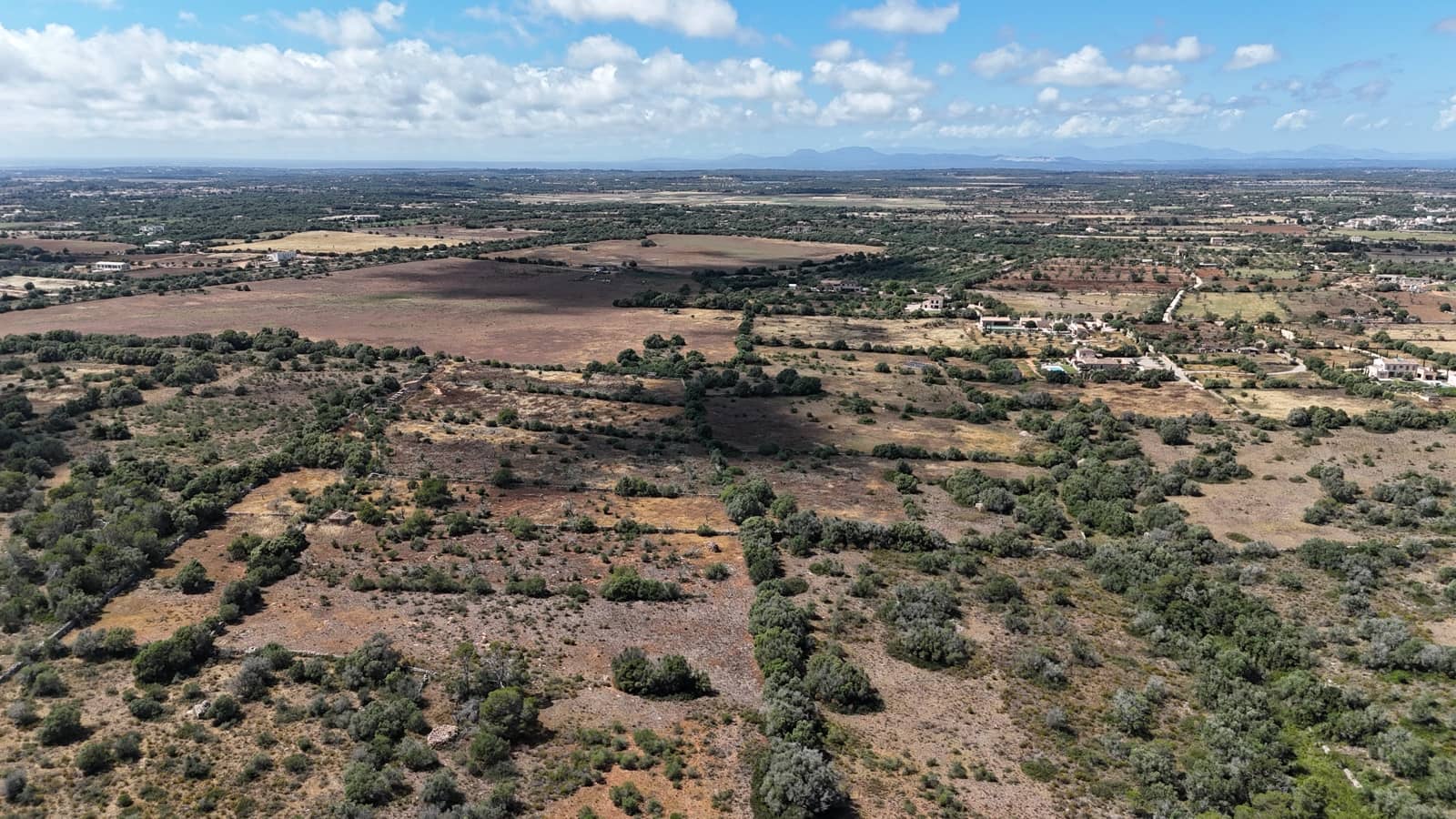 Undeveloped Land for sale in Cala Llombards - € 850,000 (Ref: 9833150)