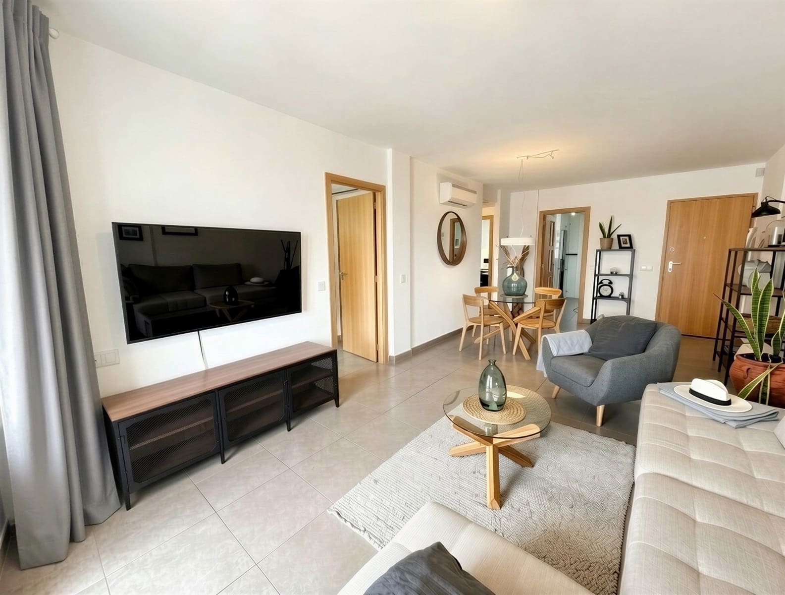 2 bedroom Apartment for sale in Calas de Mallorca with pool garage - € 359,000 (Ref: 9834550)